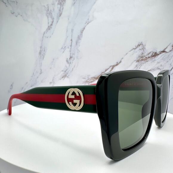 SUNNIES New GUCCI Sunglasses Black Gold 3D Metal Logo Square Red Green Arms